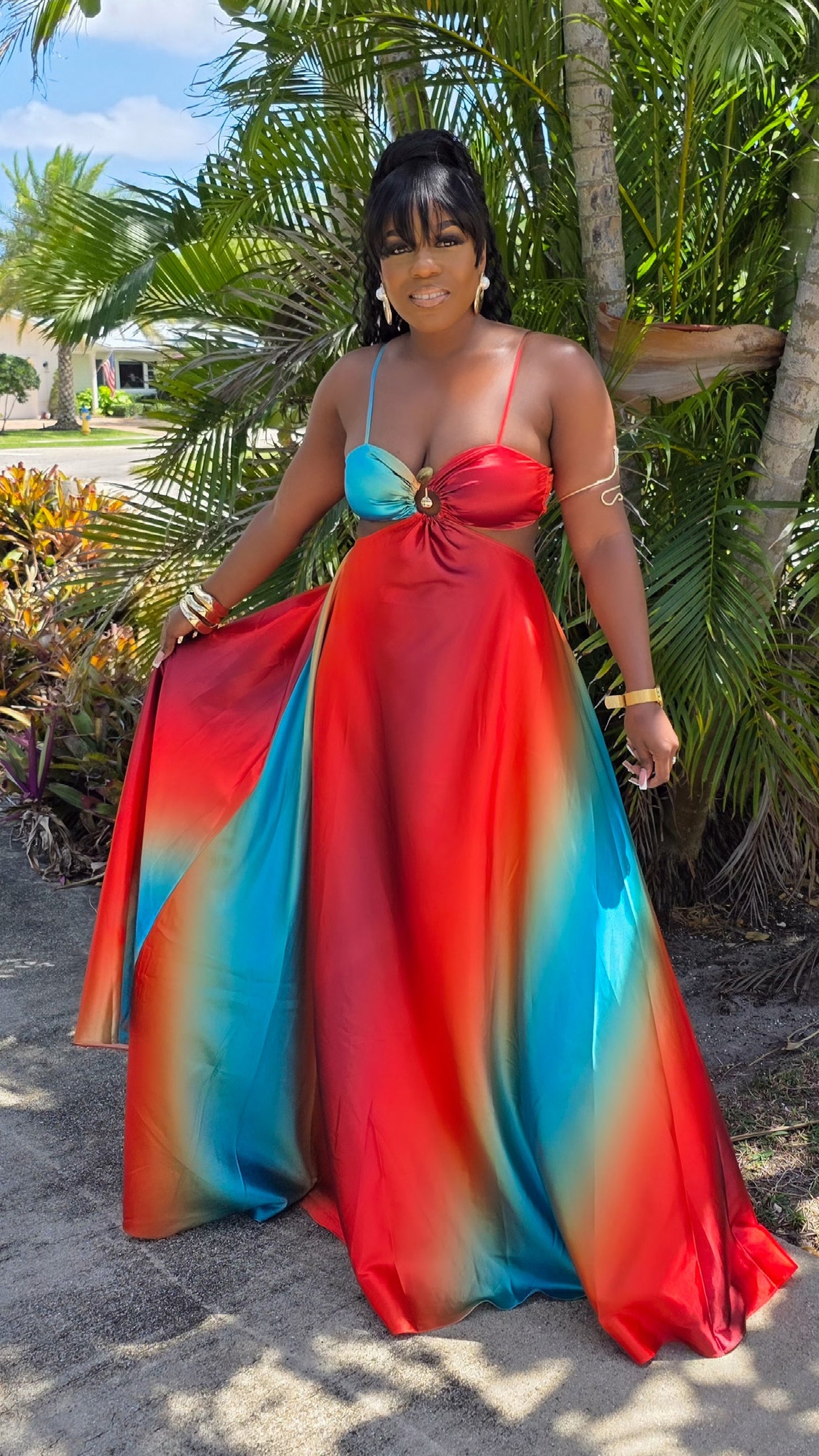 BEAUTIFUL EXHIBIT MAXI DRESS