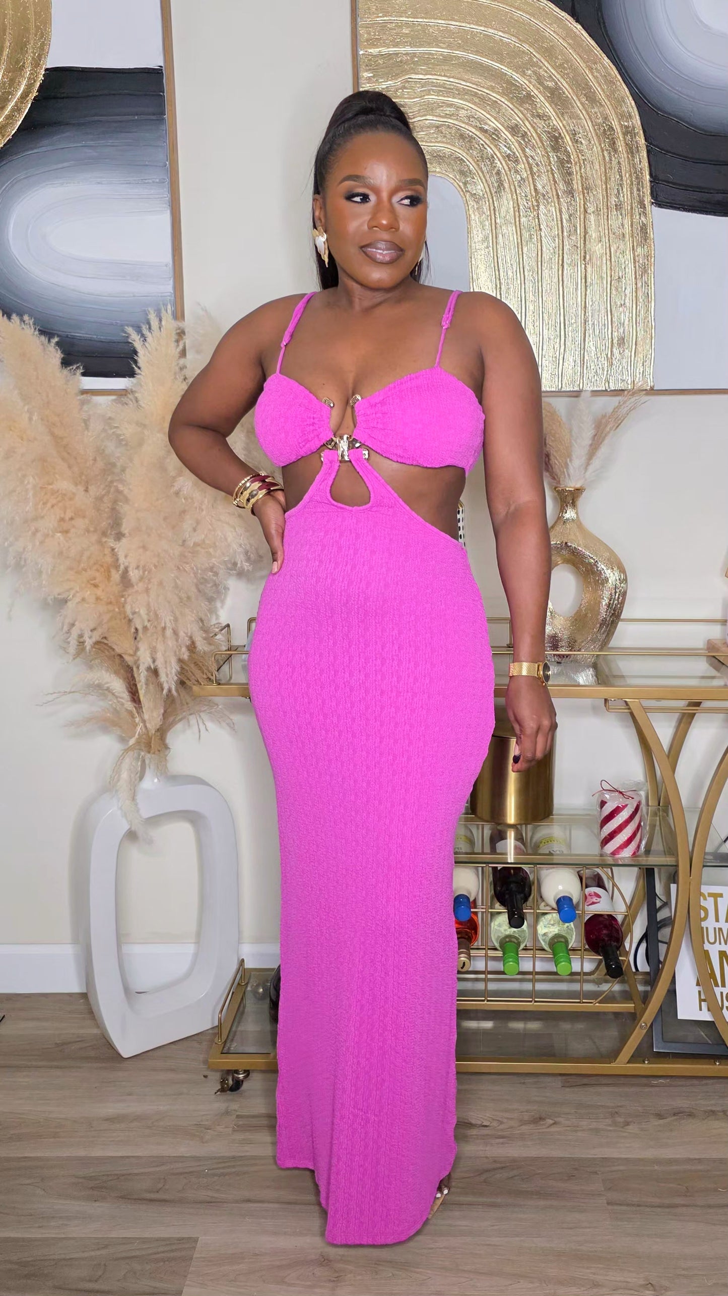 PRETTY LITTLE STATEMENT MAXI DRESS