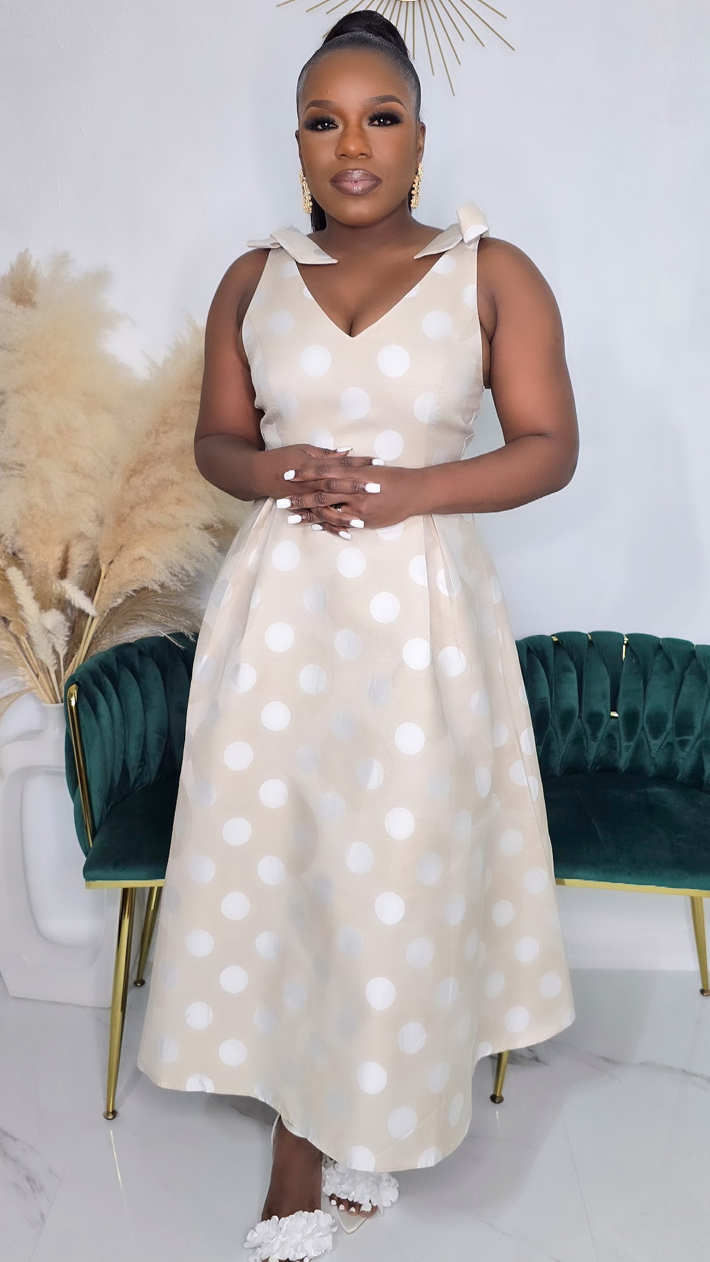 PRETTY INDULGENCE MIDI DRESS