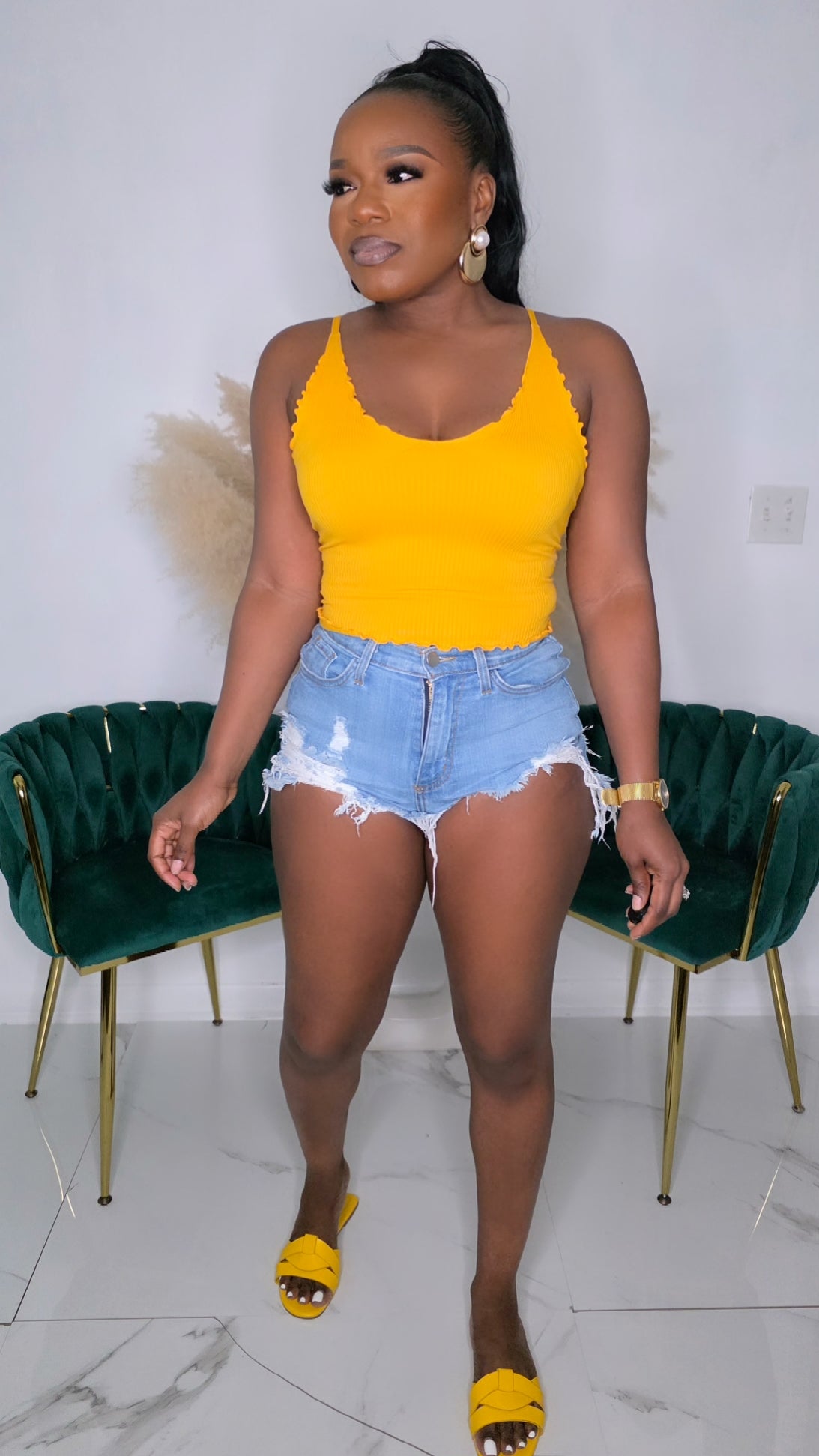 EVERYDAY LOOK CROP TOP - MUSTARD
