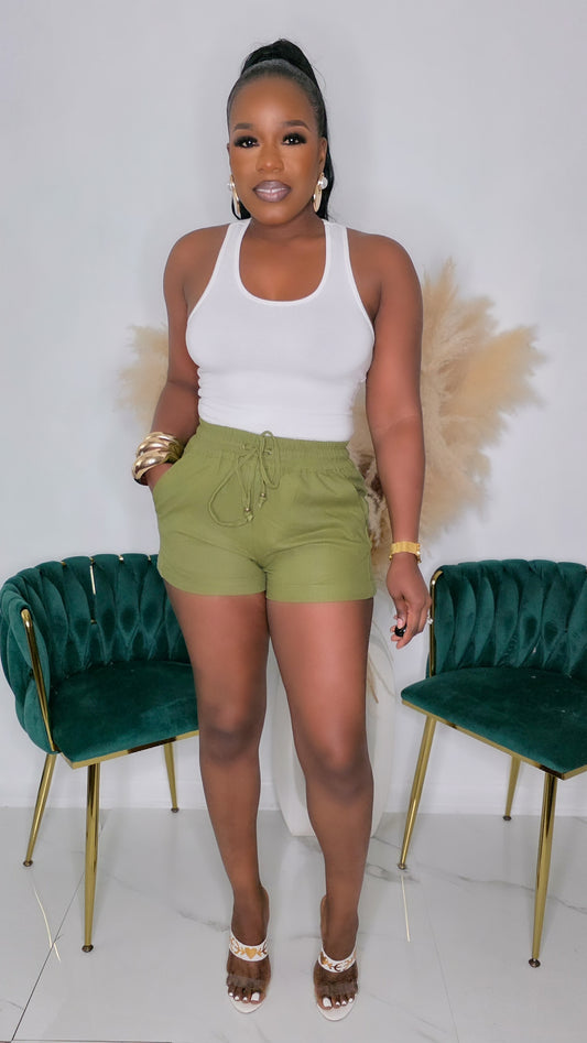 SUMMERTIME SHORTS - OLIVE