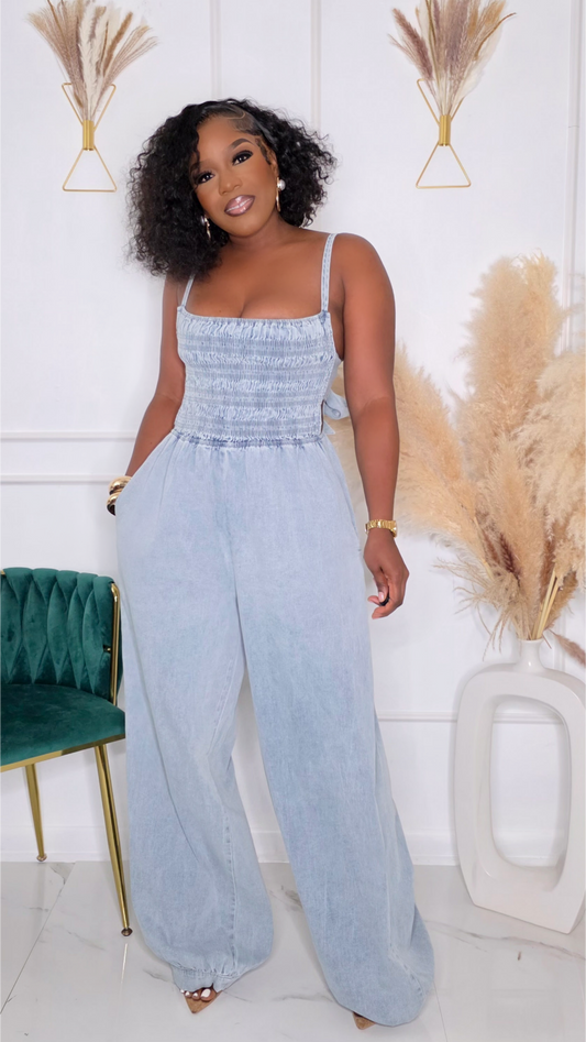 LOCAL INFLUENCER JUMPSUIT