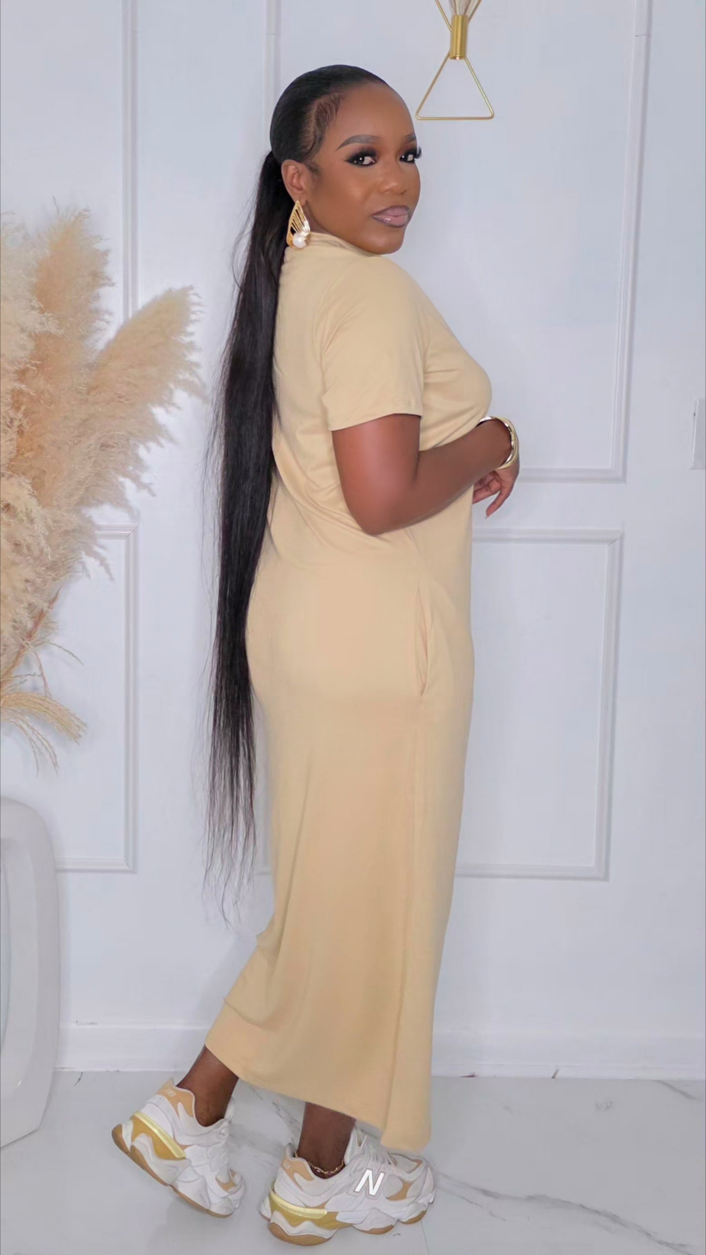 PRE-ORDER - ON SITE T-SHIRT DRESS - NUDE