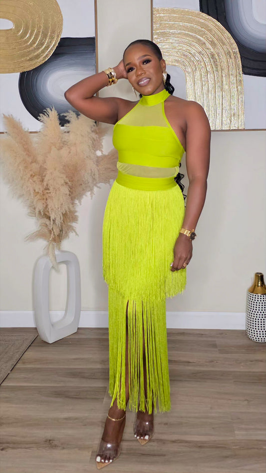 DRAMATIC ELEGANCE MIDI DRESS