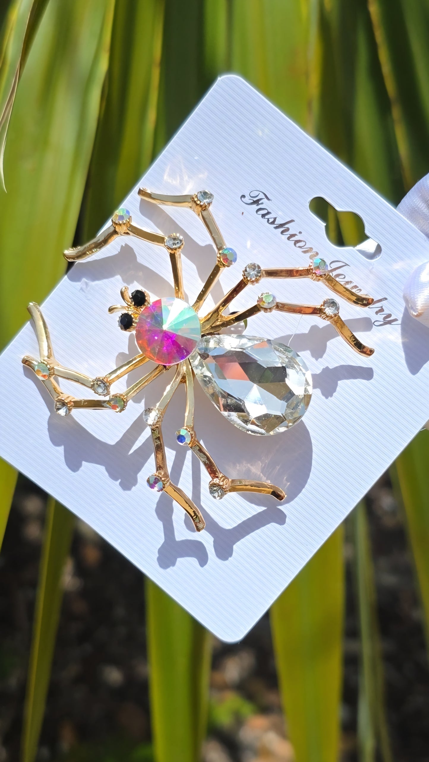 WILLOW BROOCH