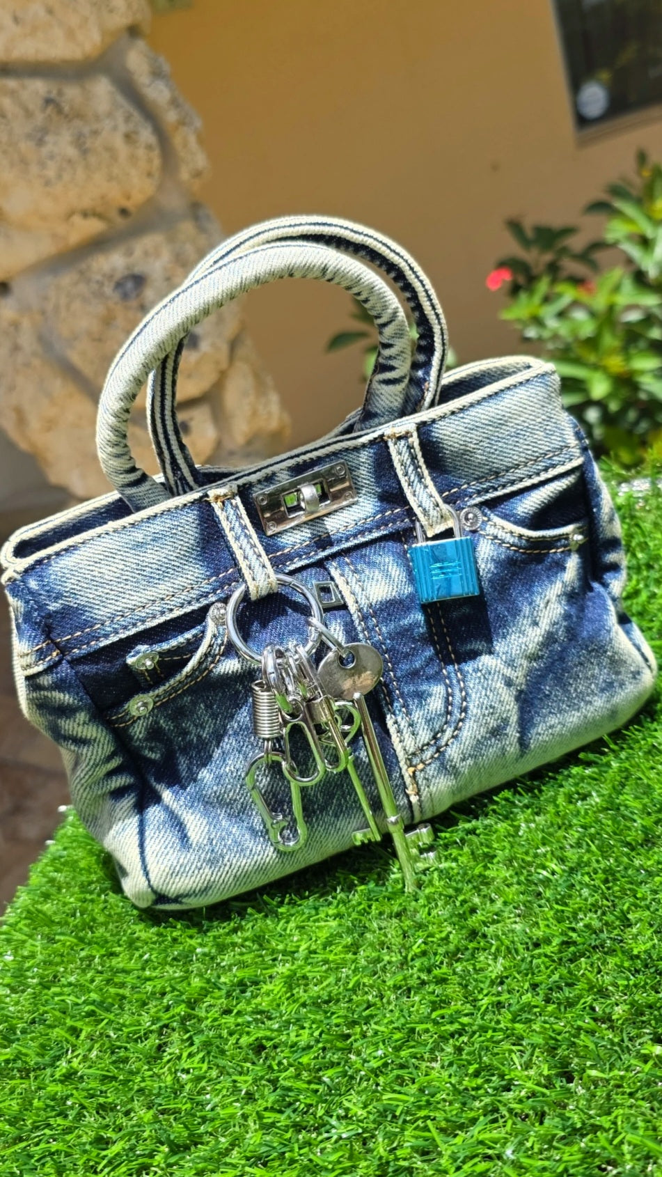 QUINN BAG
