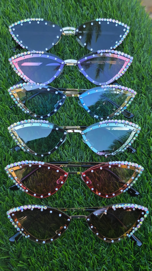SUNGLASSES 2070