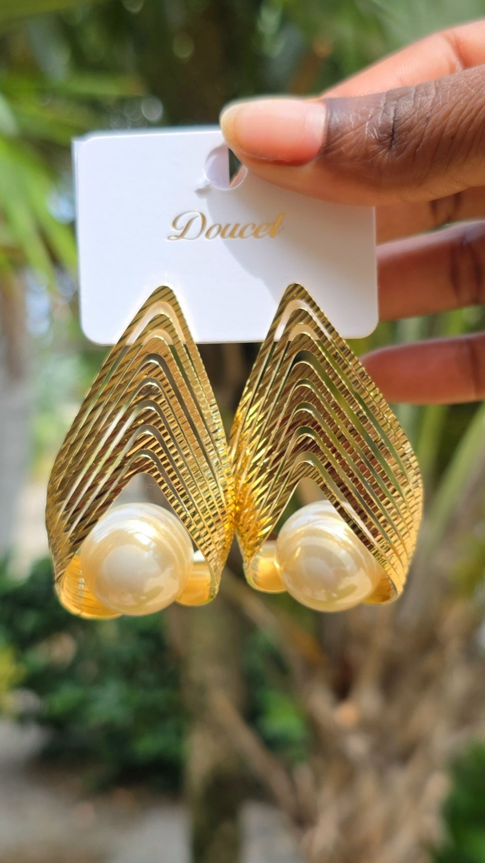 RAINA EARRING