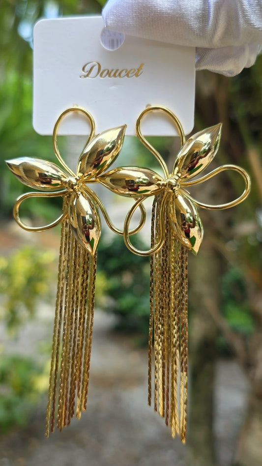 LAVENDER EARRING