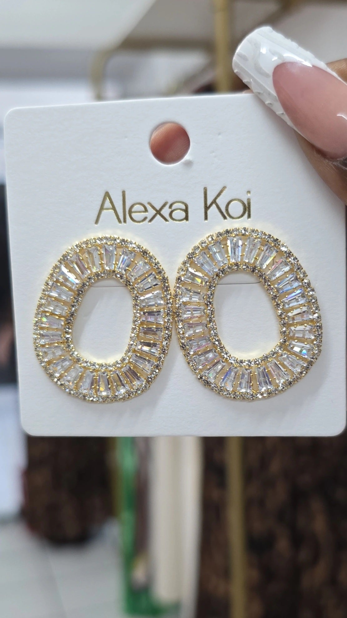 CELINA EARRING