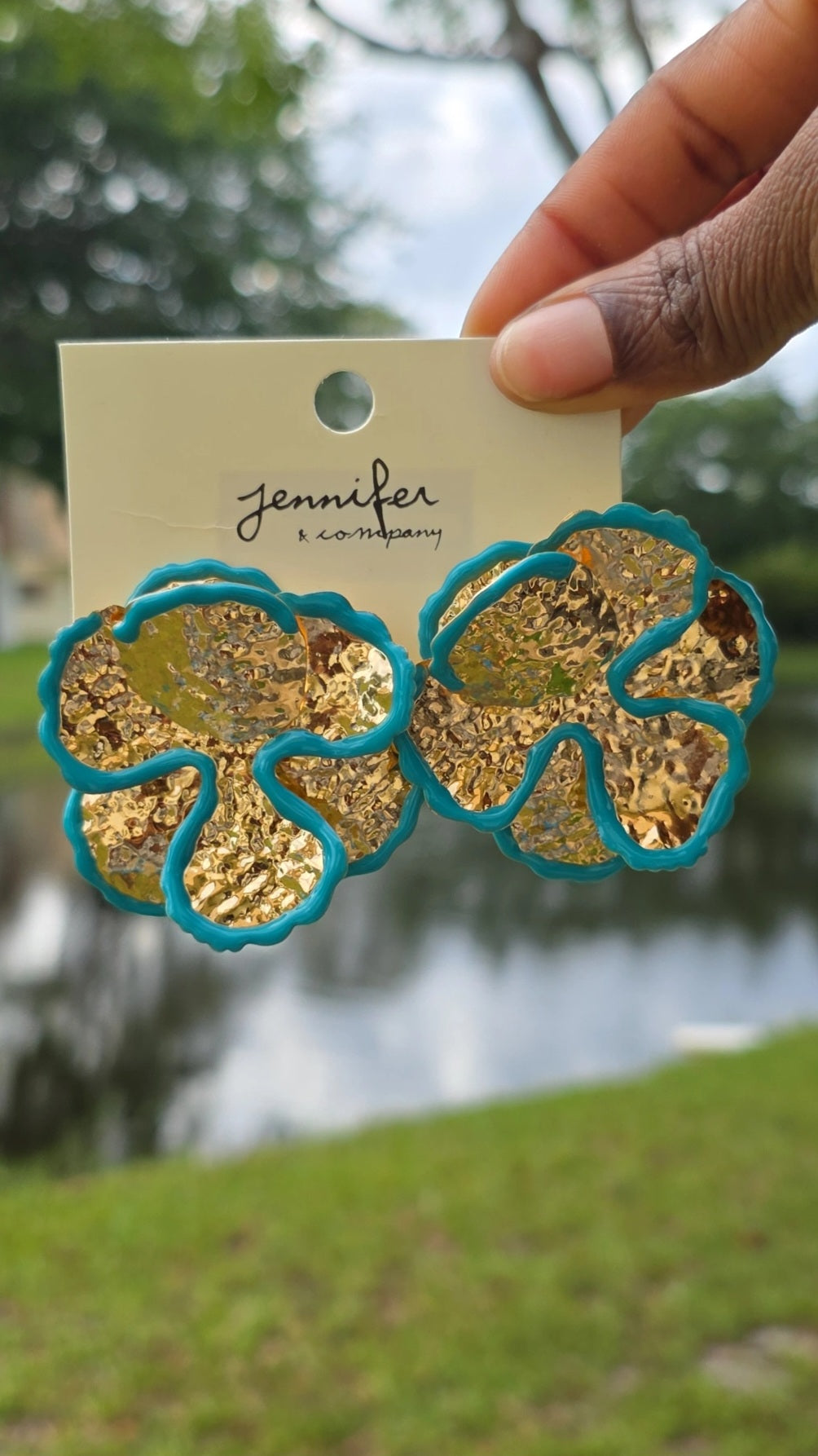 VIVIANNE EARRING