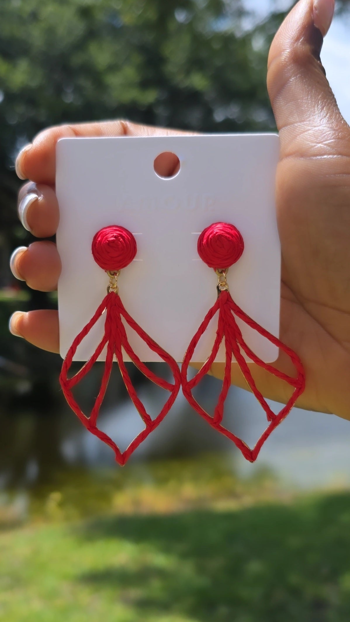SORAYA EARRING
