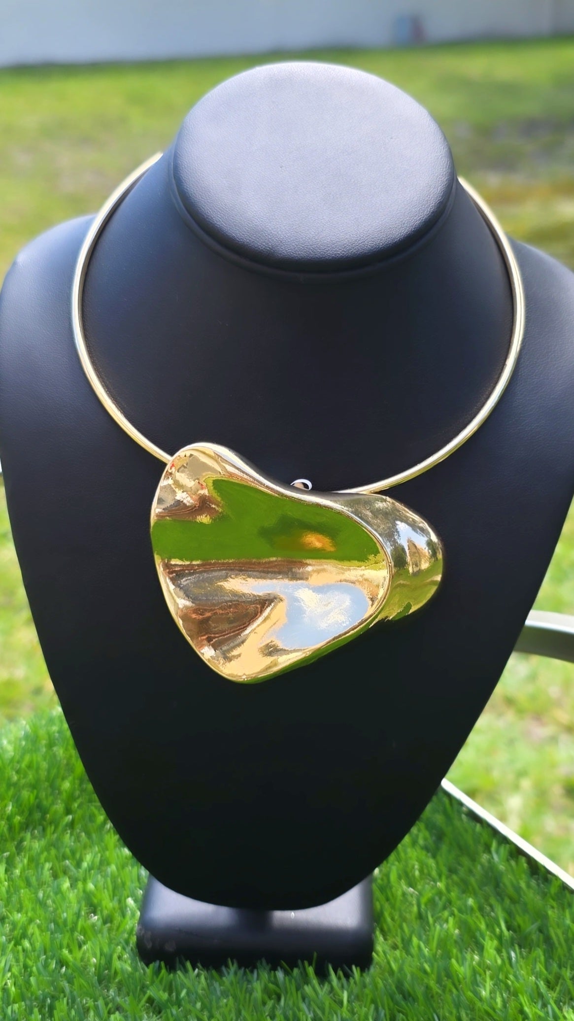 REINA NECKLACE